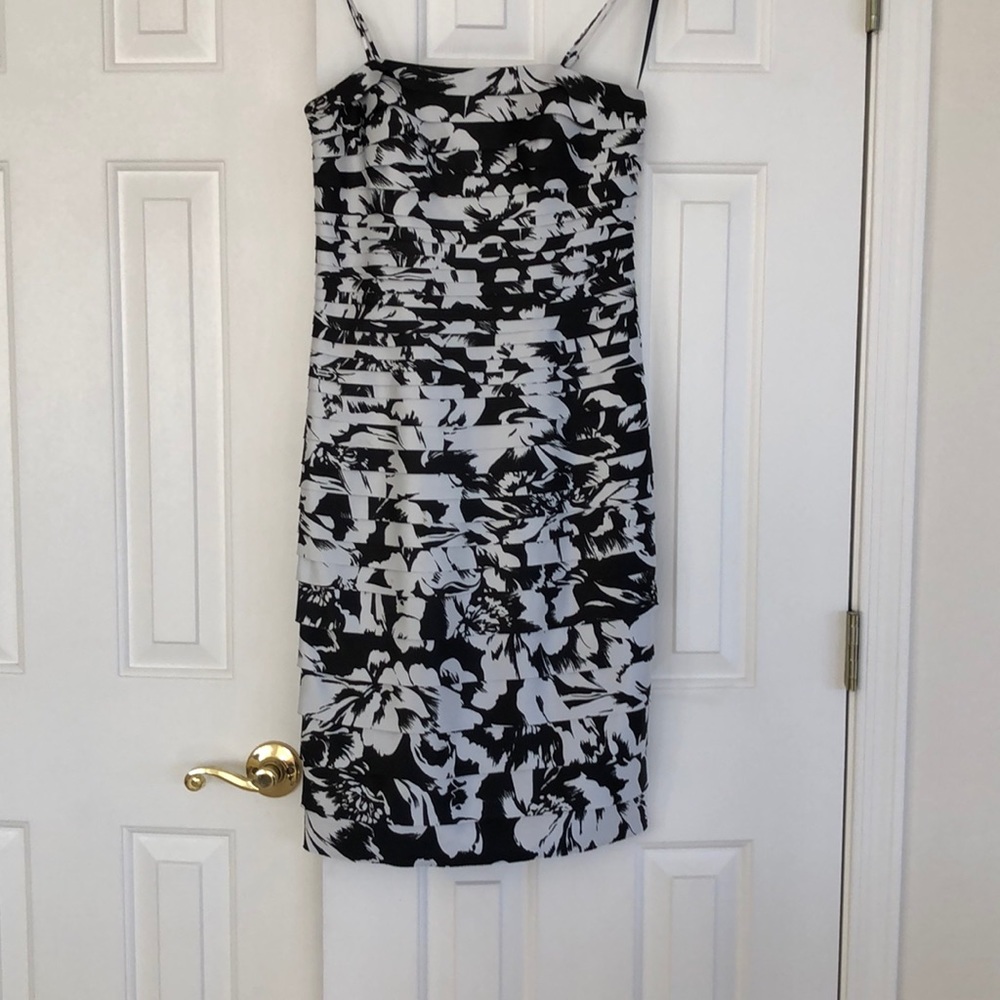 White House black market dress
